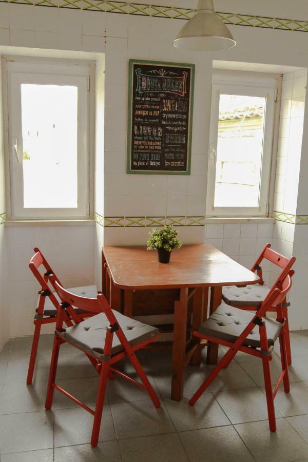 Appartement Cozy And Spacious In Graca, Lissabon